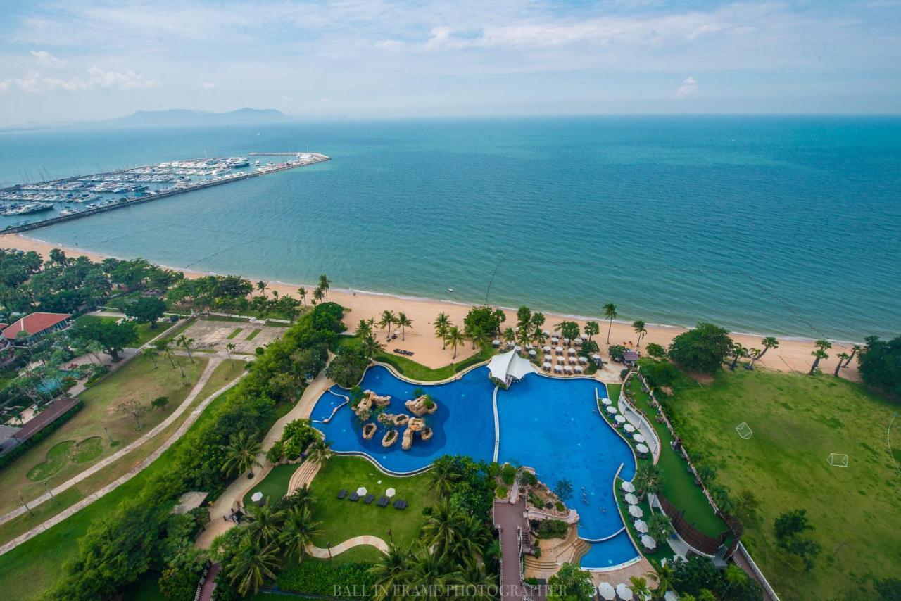 Movenpick Residences Pattaya With Ocean View Praia de Jomtien Exterior foto