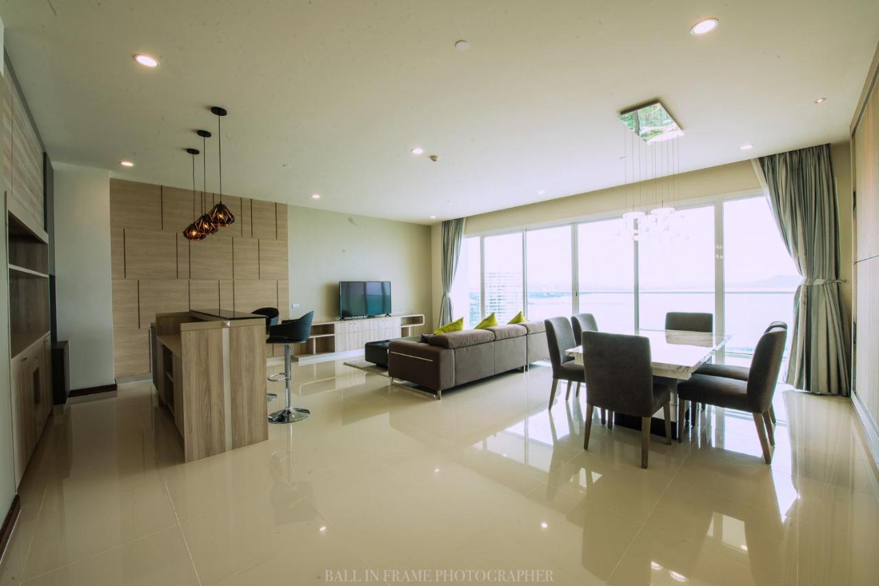 Movenpick Residences Pattaya With Ocean View Praia de Jomtien Exterior foto