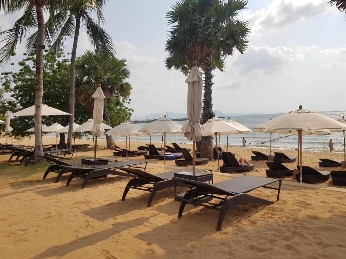 Movenpick Residences Pattaya With Ocean View Praia de Jomtien Exterior foto