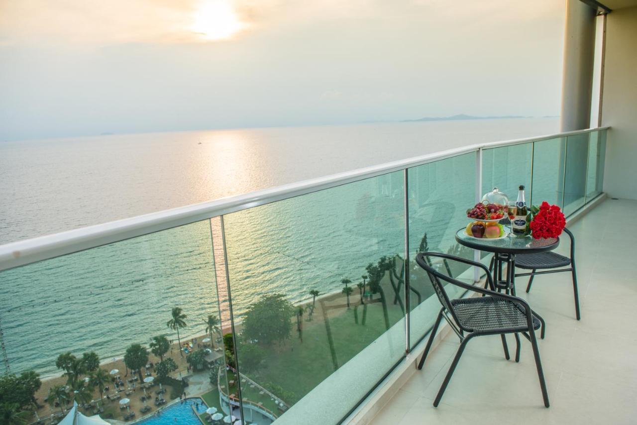 Movenpick Residences Pattaya With Ocean View Praia de Jomtien Exterior foto