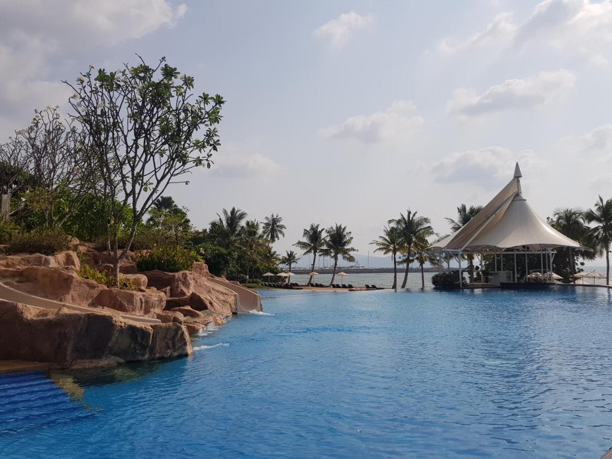 Movenpick Residences Pattaya With Ocean View Praia de Jomtien Exterior foto