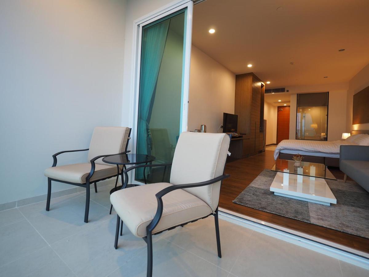 Movenpick Residences Pattaya With Ocean View Praia de Jomtien Exterior foto