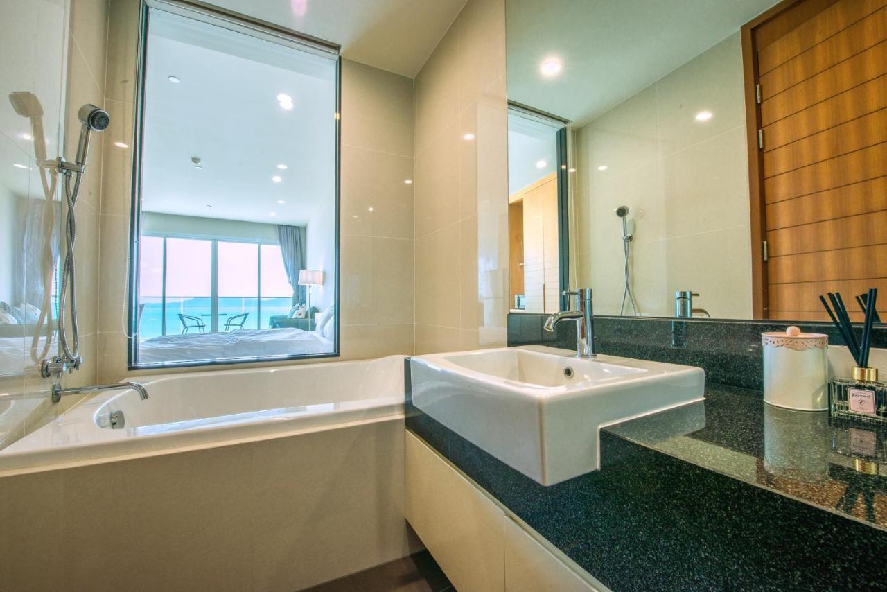 Movenpick Residences Pattaya With Ocean View Praia de Jomtien Exterior foto
